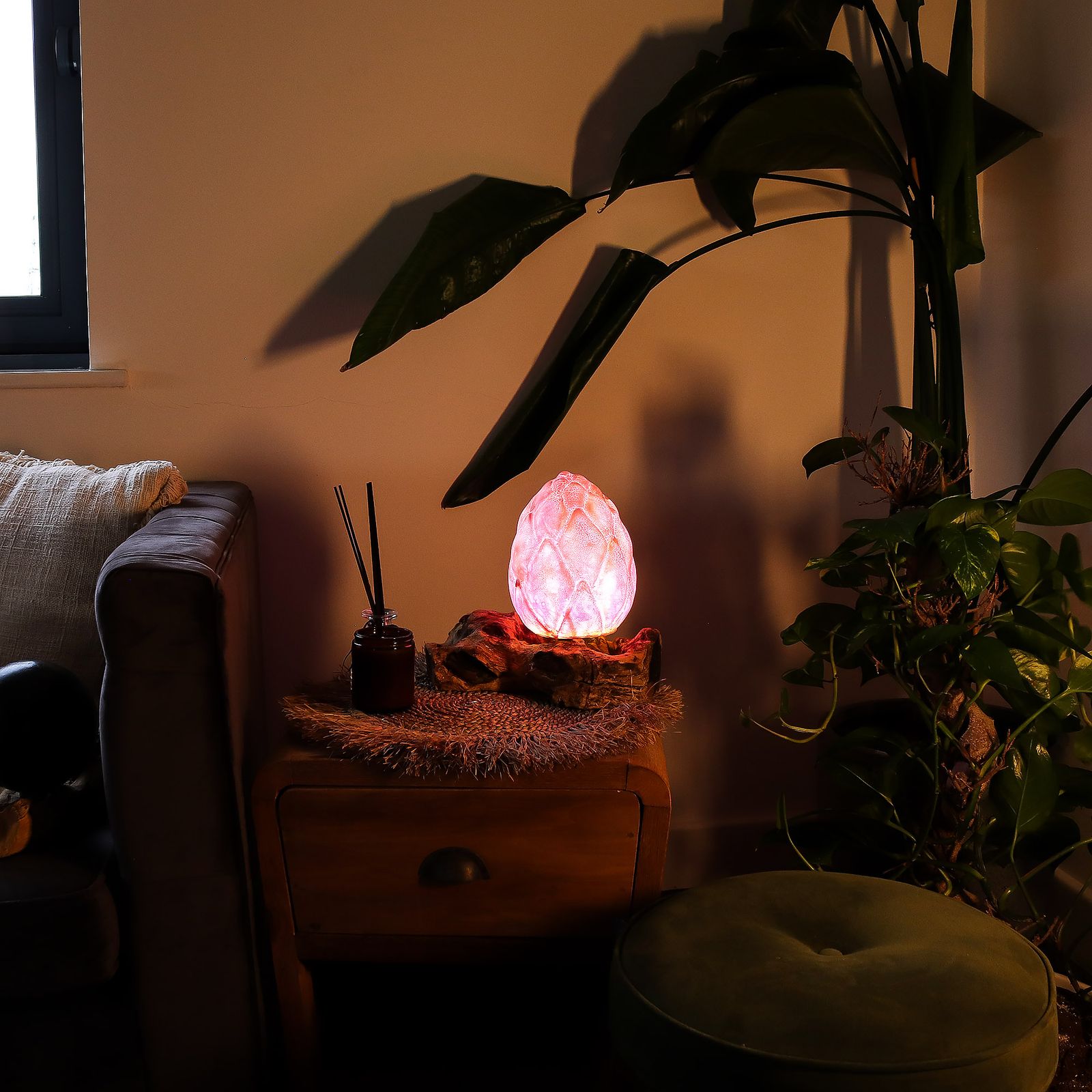 Lámpara de Mesa con Pantalla Flor de Loto Craquelada – Púrpura - Imagen 5